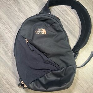 The North Face Crossbody Sling Backpack Gym Bag Black & Rose Gold Like New!